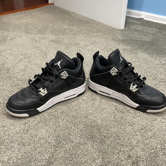 Black Jordan Oreo 4s GS - Picture 2 of 5